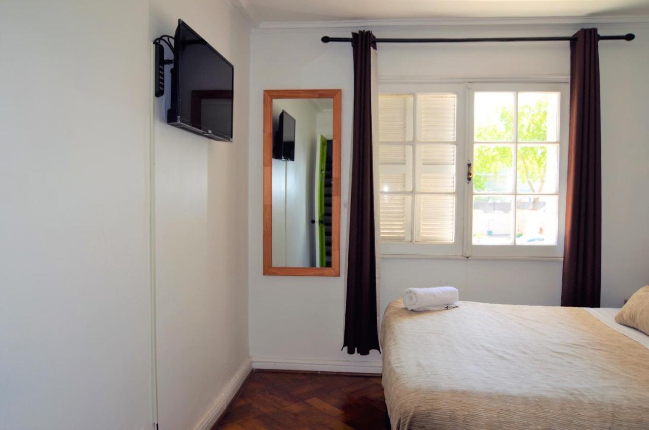 Yogi Hostels Сантяго Екстериор снимка