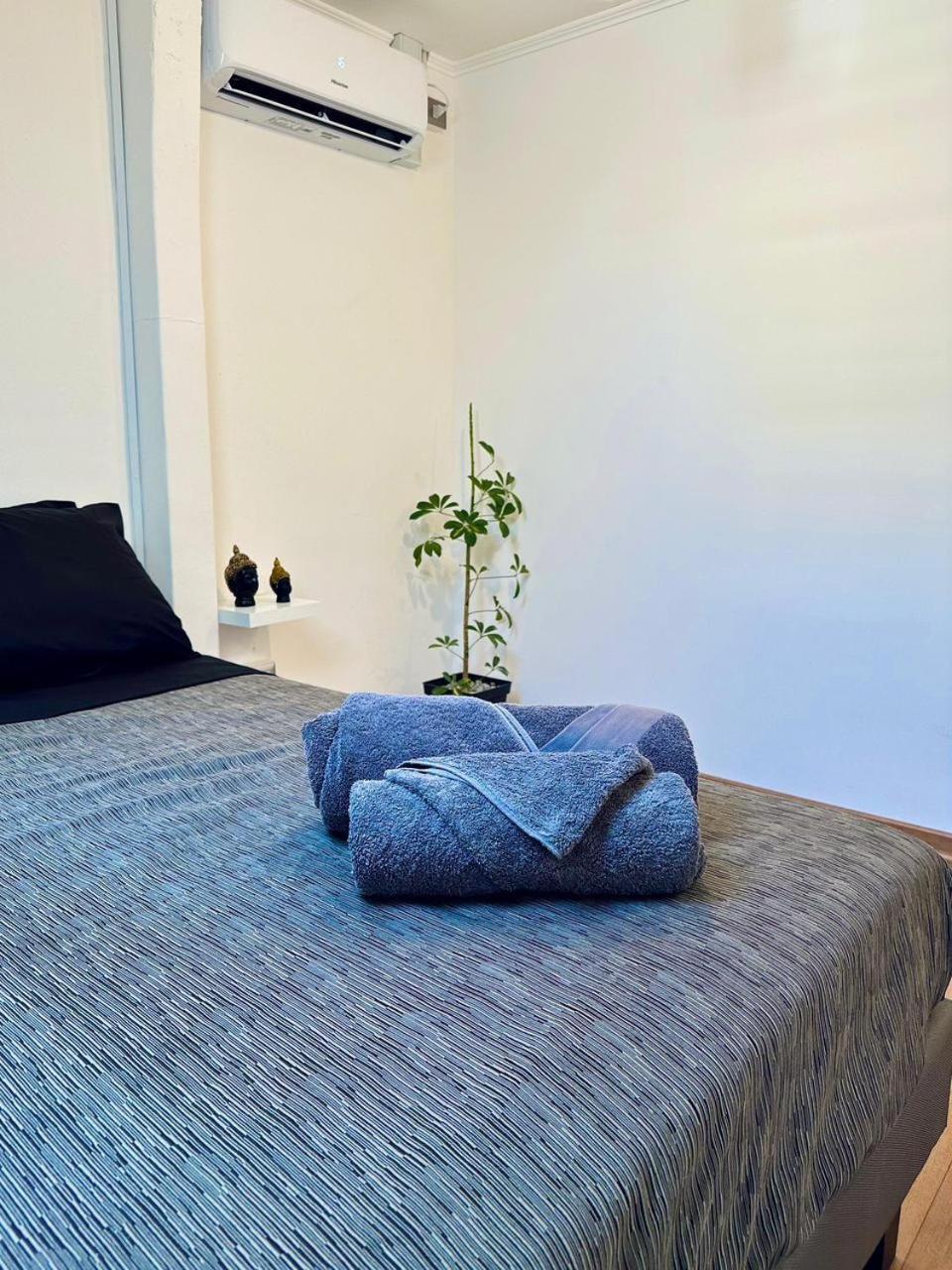 Yogi Hostels Сантяго Екстериор снимка
