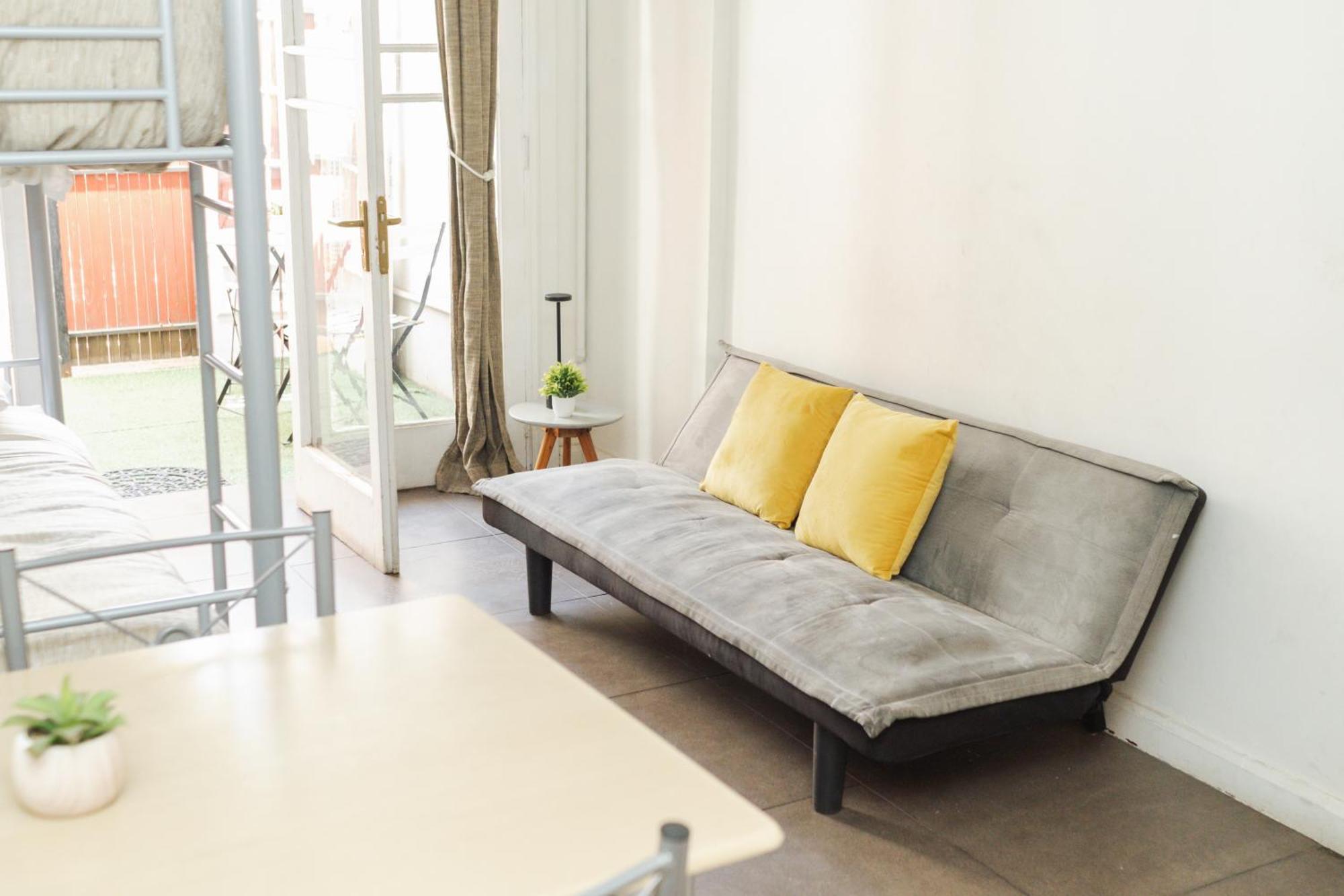 Yogi Hostels Сантяго Екстериор снимка