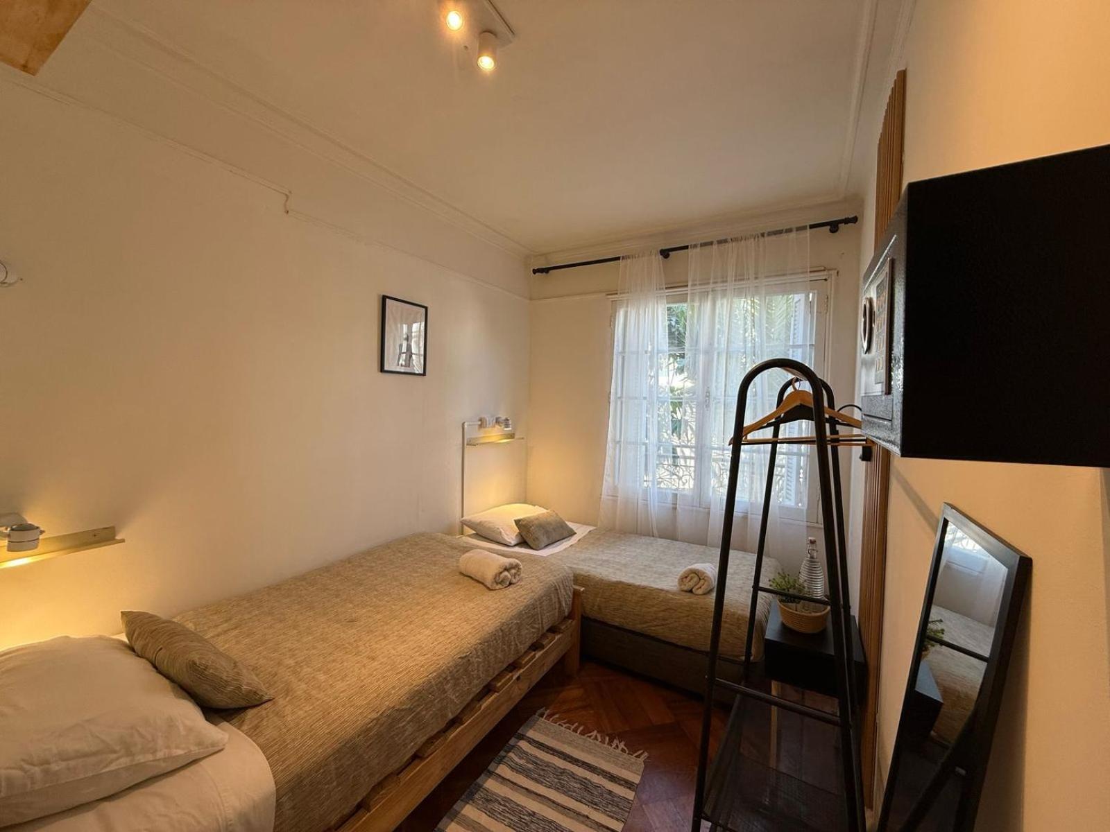 Yogi Hostels Сантяго Екстериор снимка